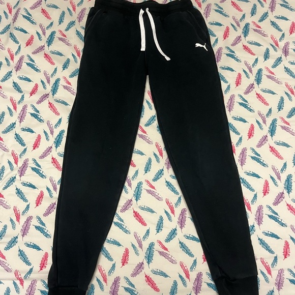 Puma Kids Black Jogger Pants - Picture 1 of 4